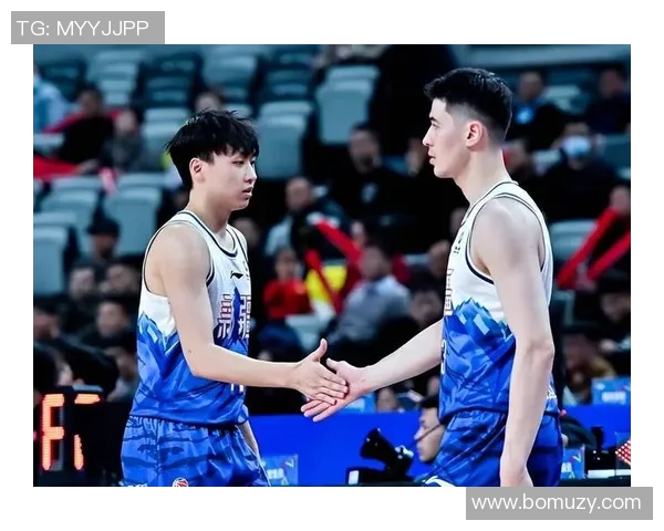 齐麟:从新星崛起到篮球赛场的璀璨传奇之路