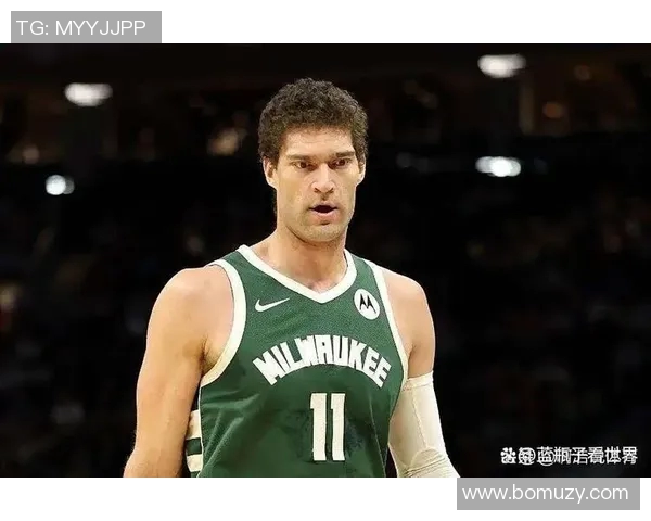 布鲁克洛佩斯：从NBA巨星到篮球战术的深度解析与发展历程