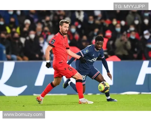 法乙联赛焦点战克莱蒙迎战南锡争夺关键三分